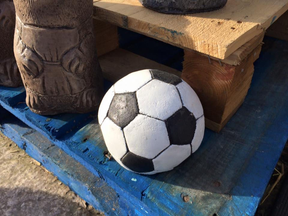 football statue