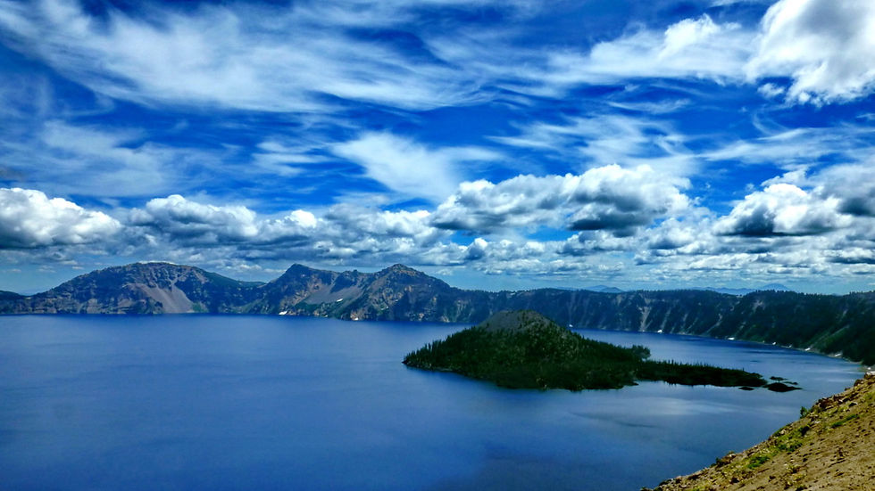 crater-lake-and-wizard-island_2957758593