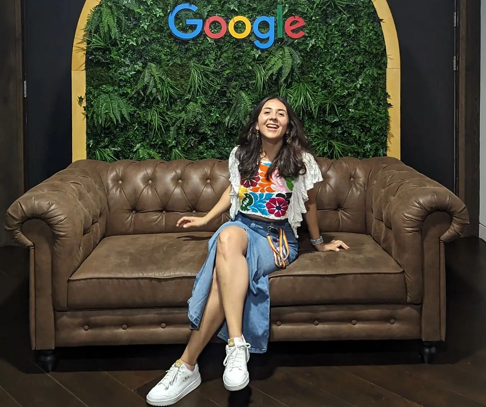 Pineapple Talk with Casandra López and Berenice