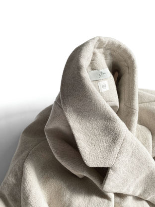 amachi. × Elise Gettliffe Collection 013 / AW2023 "Padded Forming Jacket"