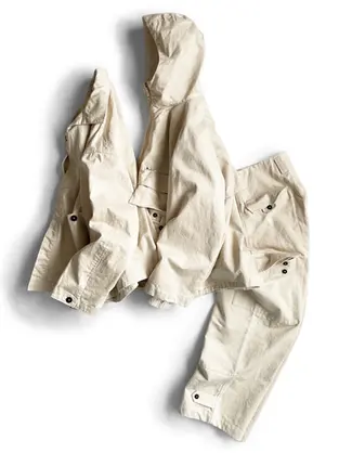 amachi. Collection 000 - 10th Edition "Off White"