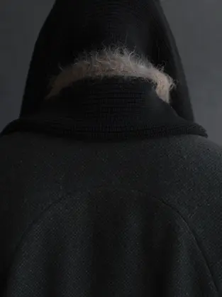 amachi. Collection 017 / AW2025 "Mohawk Knit Scarf"