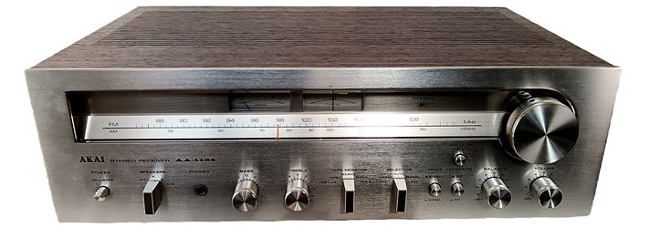 Akai AA-1135 Receiver_edited.jpg