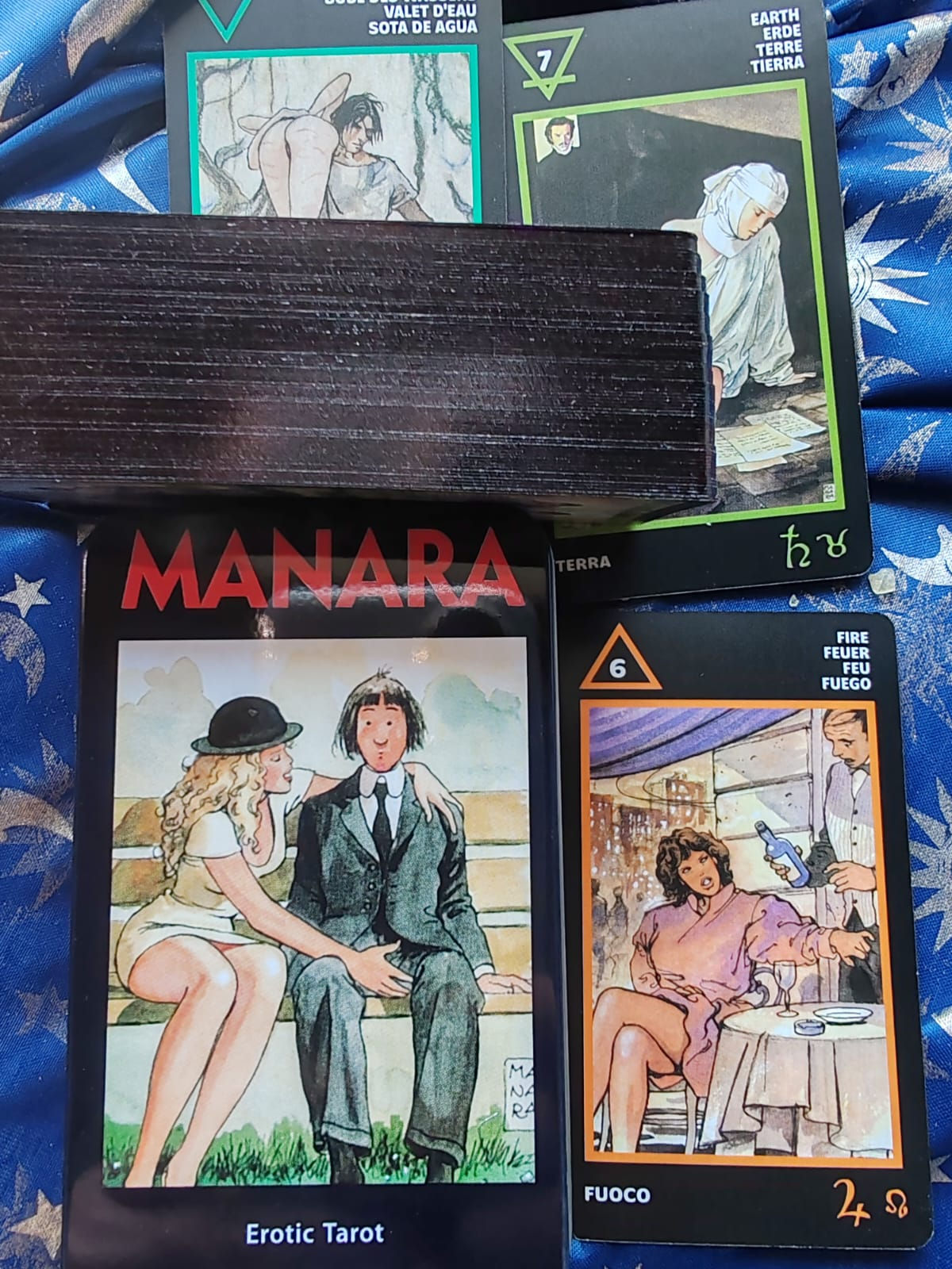 MANARA tarot LATA COLECCION, bordes metalizados (guia PDF en español)