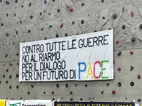 Una grande manifestazione per la pace nell'Altopiano dei Sette Comuni