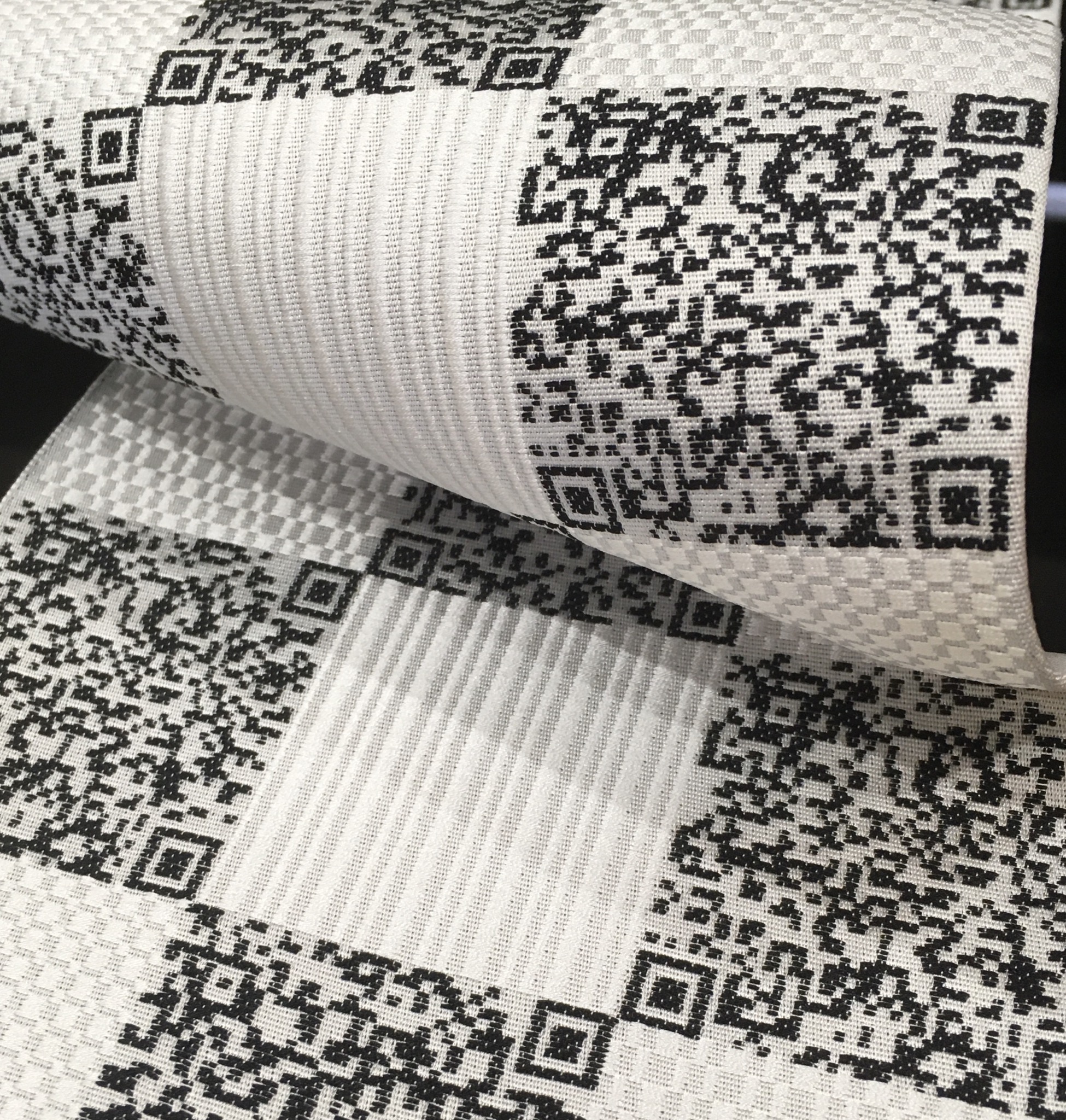 QR 半巾帯