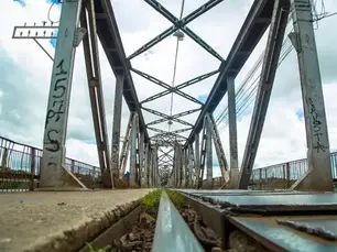 Interditada Ponte Metálica que liga Timon (MA) a Teresina(PI)