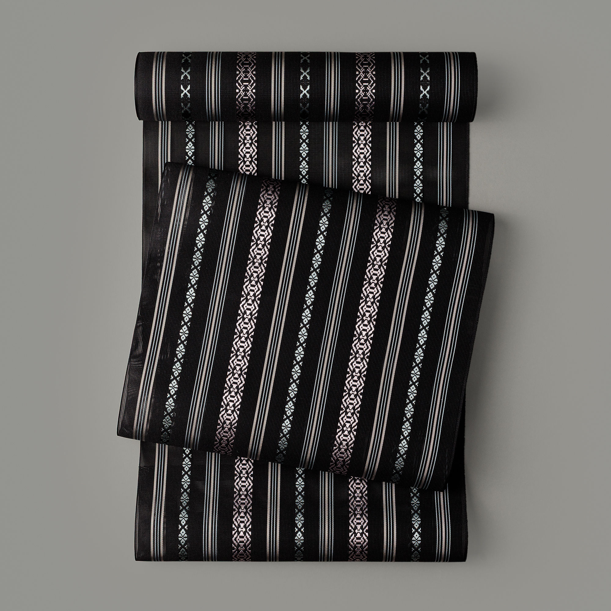 両もじり紗八寸五献上帯　黒地