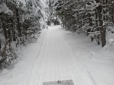 Monday morning (11/21/2022) First Tracks of Banadad; plenty of snow