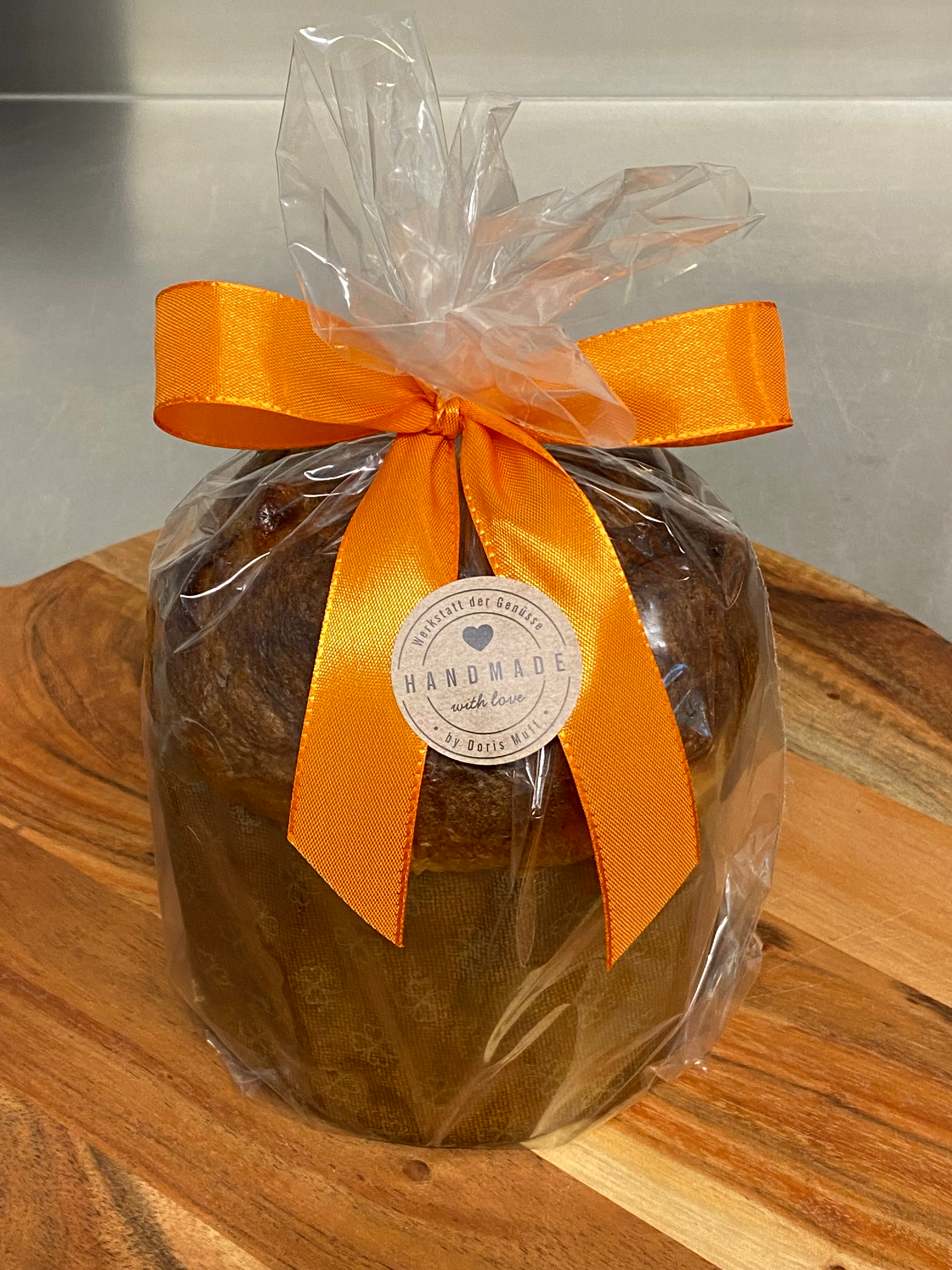 Panettone all' Albicocca