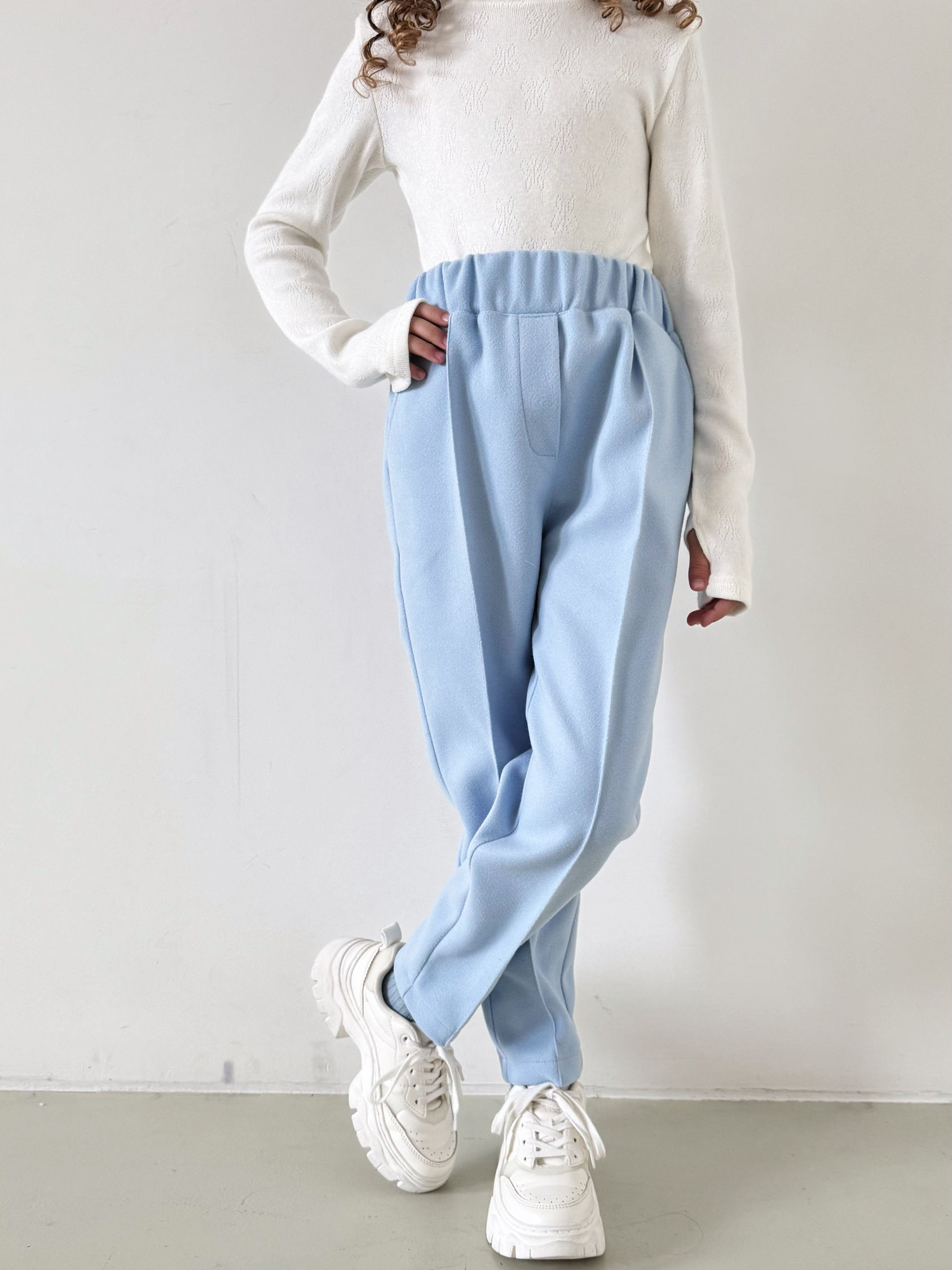 ВОВНЯНІ ШТАНИ ЗІ СТРІЛКОЮ БЛАКИТНІ