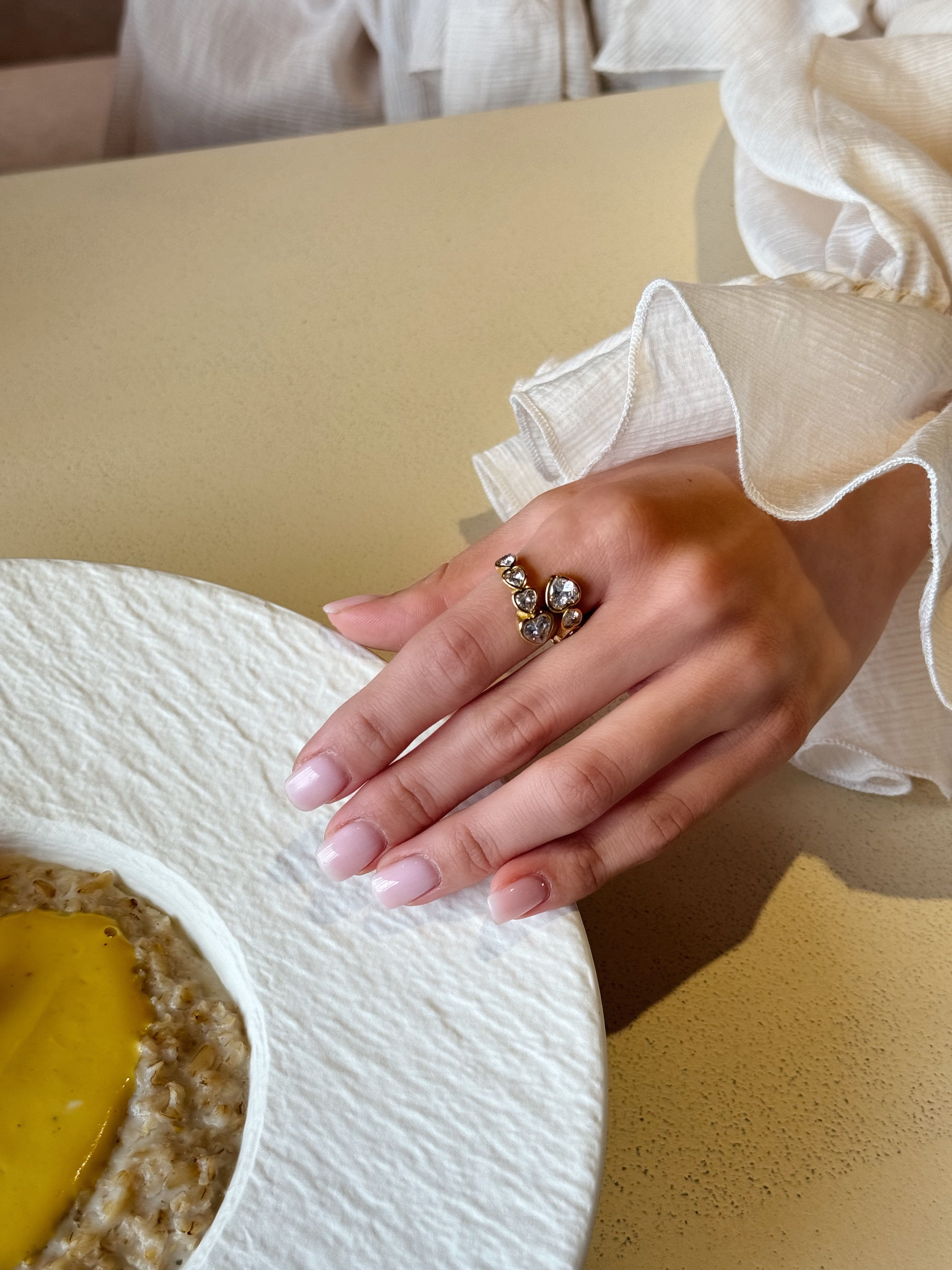 КІЛЬЦЕ З ПРОЗОРИМИ СТРАЗАМИ