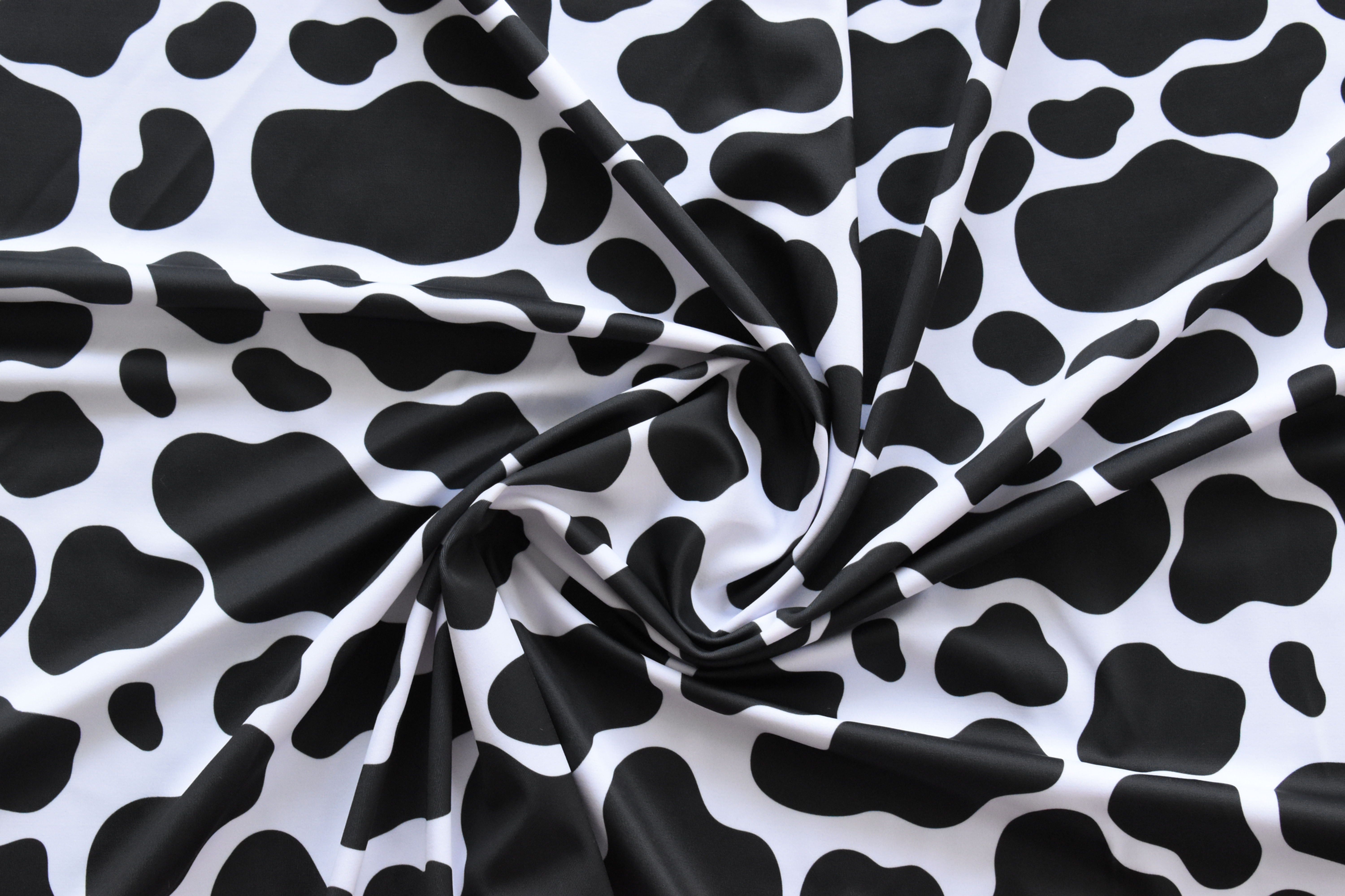 Lycra dupont sublimada vaca 100 X 73 cm (8)