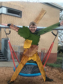 Groß (Image).jpeg