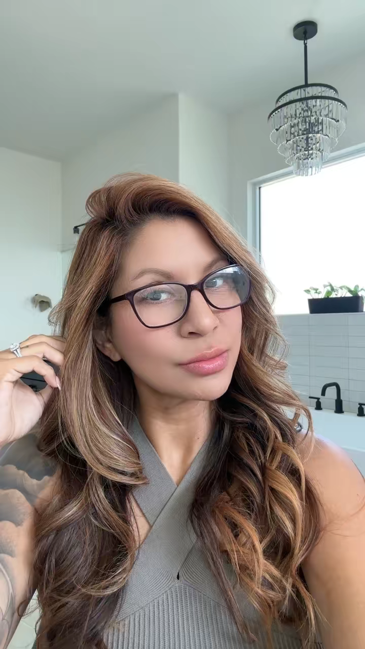 Writer: Mobile Injections 