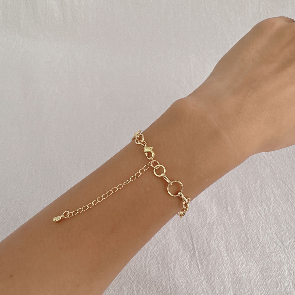 Thumbnail: Bess - Multi Circle Gold Chain Bracelet