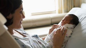 Top 5 Reasons To Get Acupuncture After You Have Your Baby