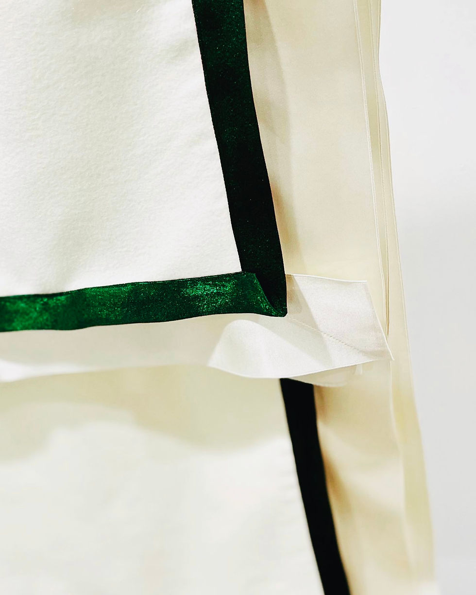 Thumbnail: XL ivory pure cashmere blanket
