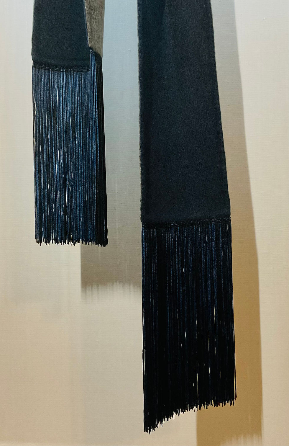 Thumbnail: Pure cashmere long scarf/ blue & gray