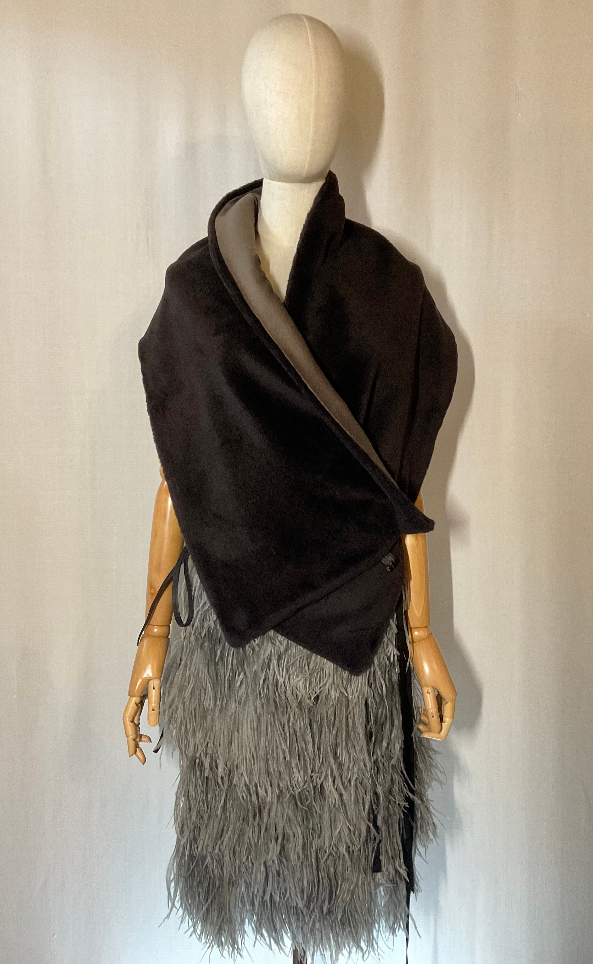 Pure cashmere heart wrap scarf 002