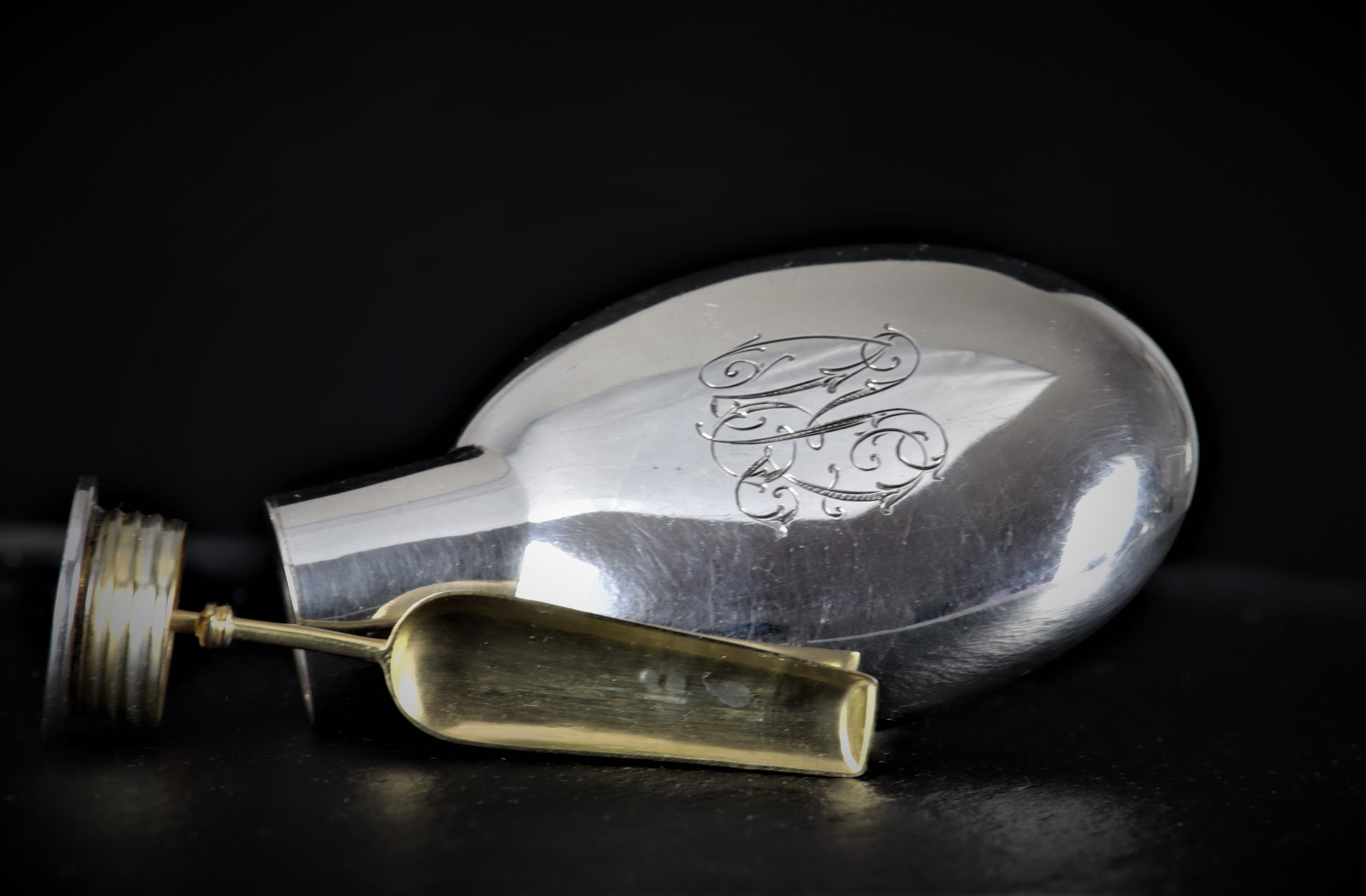 Schnupftabakdose Antonio Alvarez / Sammler / Vitrinen Objekt in echtem Silber