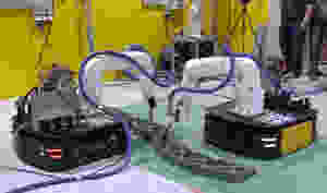 A team of robot arms on mobile bases can 3D print large structures quickly
