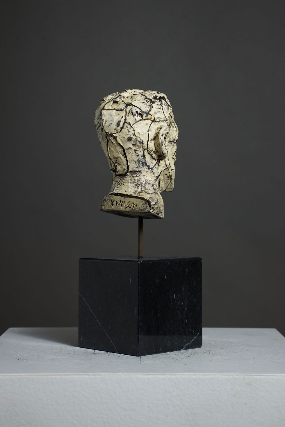 Thumbnail: mini bust no. 725