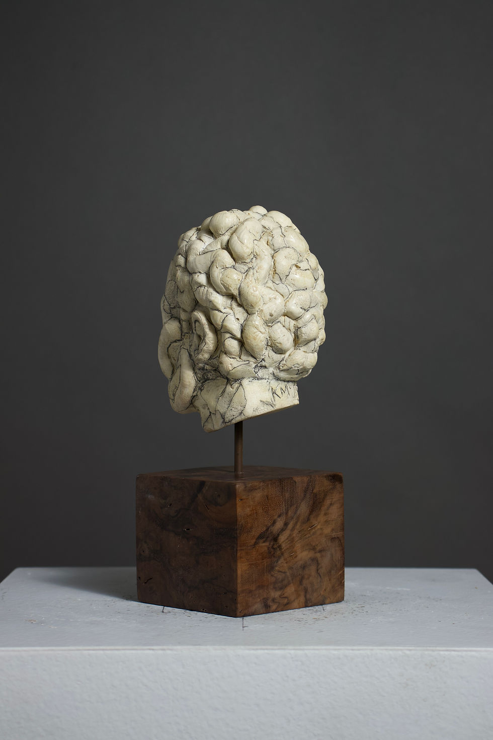 Thumbnail: mini bust no. 724