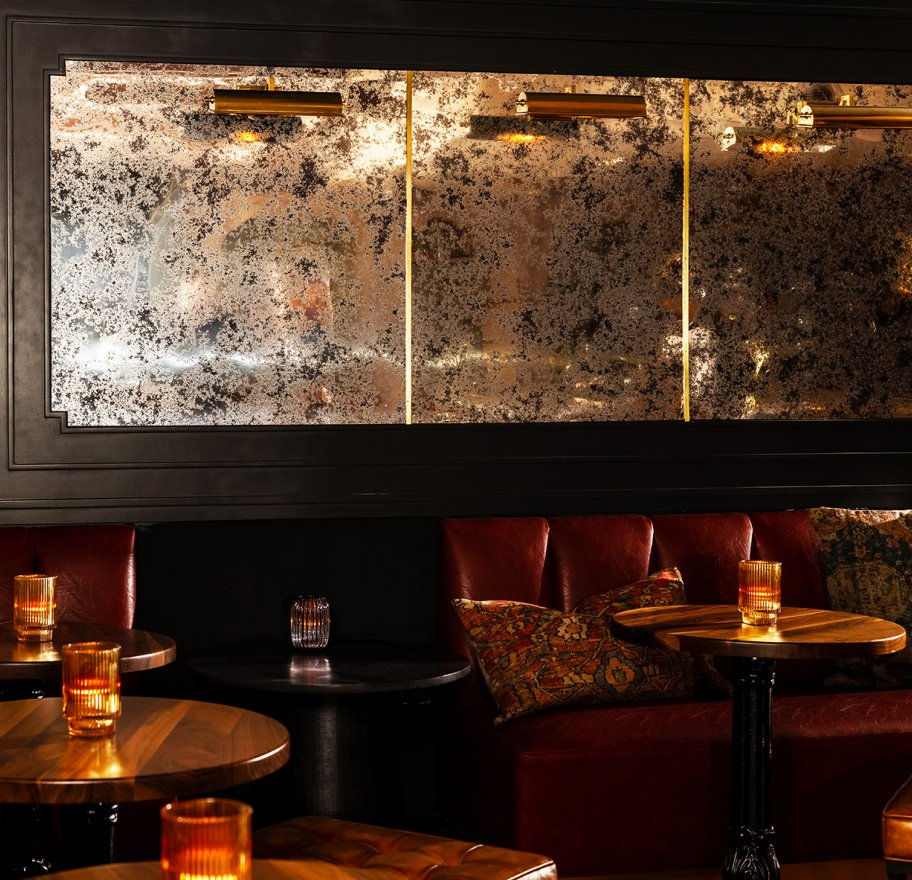 Close-up and Luminux silver antique mirror