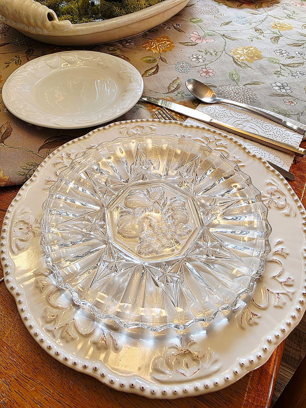 Place setting for a layered look