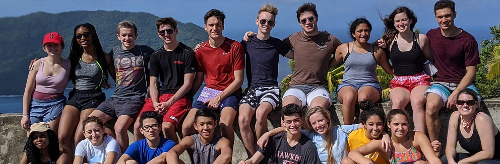 00100lrPORTRAIT_00100_BURST2019121410035