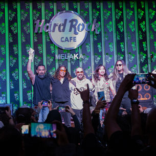 Wings Gegar Hard Rock Melaka, 700 Peminat Nyanyi 16 Lagu Hit