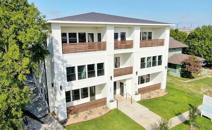 New condo building in Fort Worth historic neighborhood