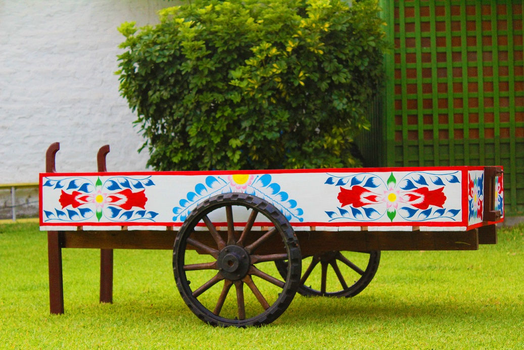 Carreta Grande - Llantas de Hierro Fundido, Madera y Caucho