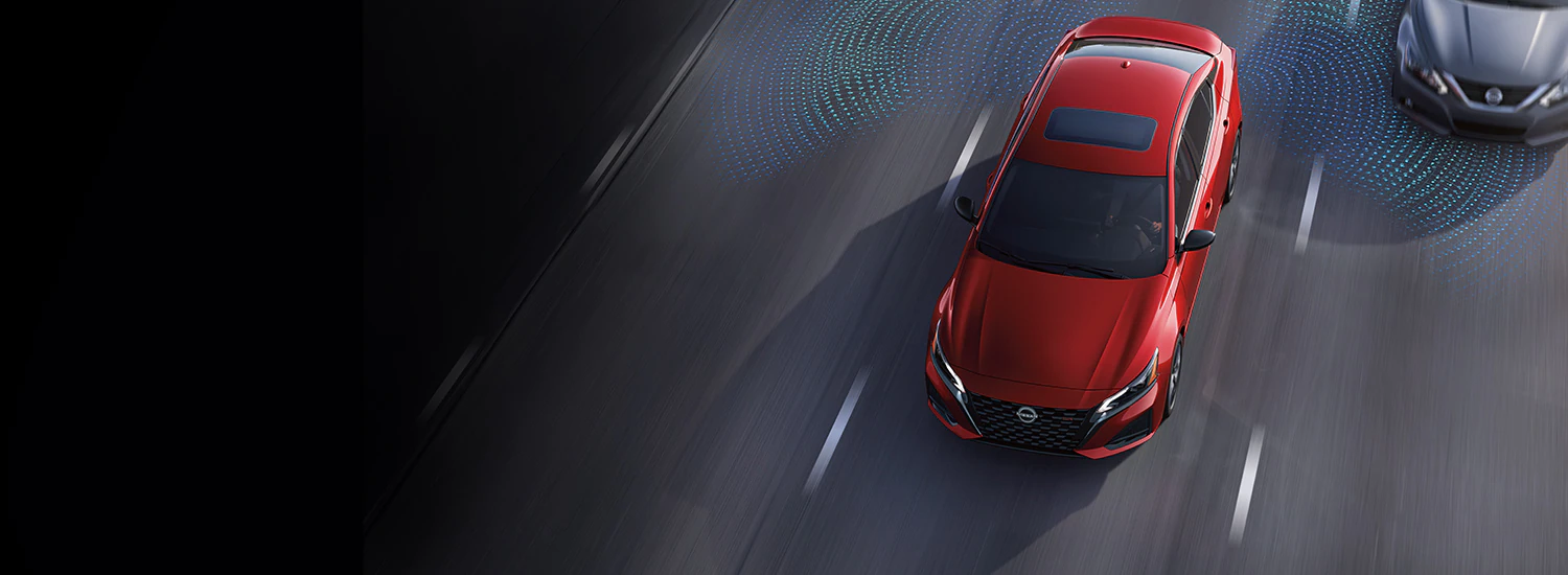 2023-nissan-altima-showing-blind-spot-warning-technology-v2.webp