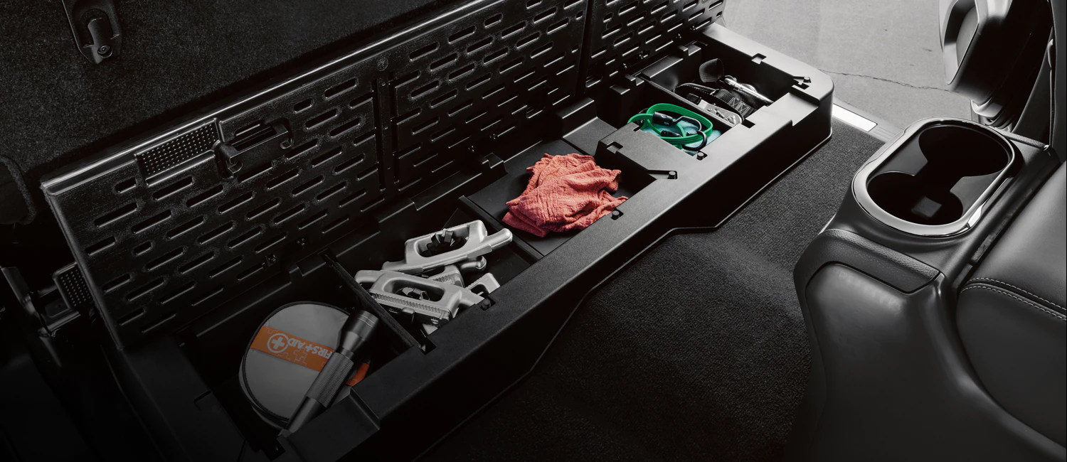 2023-nissan-titan-lockable-rear-seat-cargo-organizer.webp