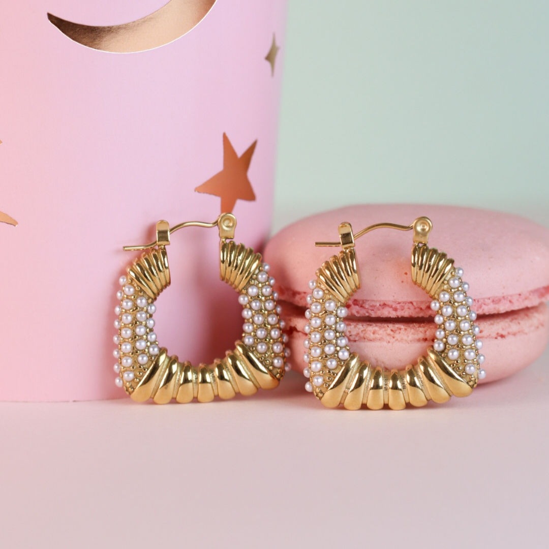 Mini Pearls Hoops