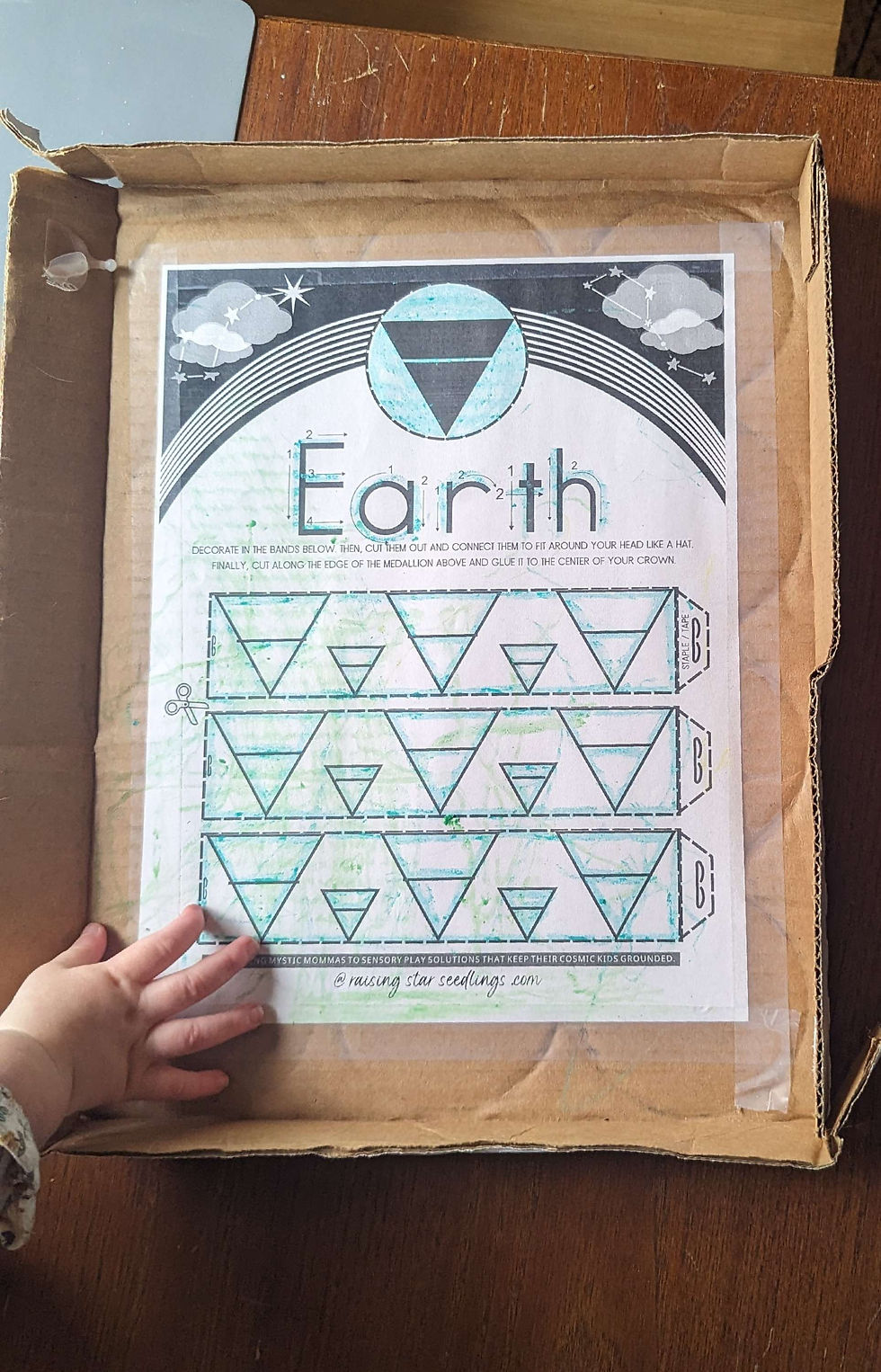 Thumbnail: 🌱 Earth element paper crown hat