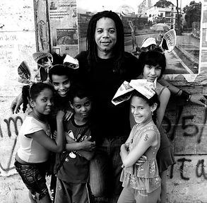 Captura de pantalla 2025-11-06 a las 5.27_edited.jpg