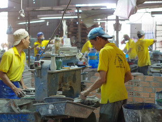 Visite d'une manufacture Vietnamienne - 2eme Partie: La naissance des carreaux-ciments
