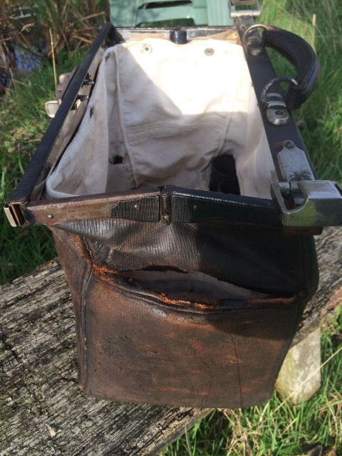 Vintage Gladstone bag no 3