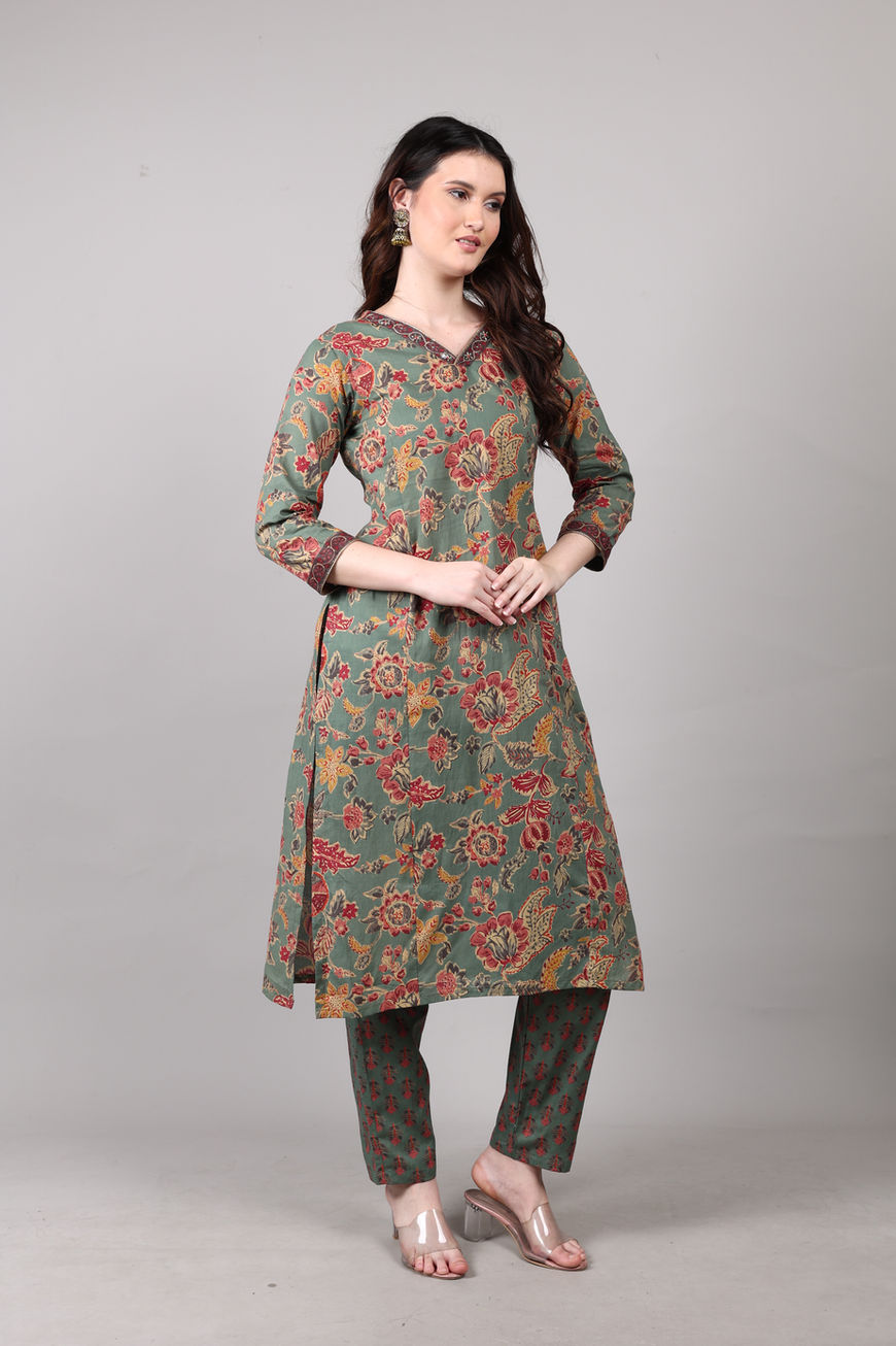 women showcasing A-line Floral Cotton Ladies Suit set