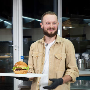 «ВЕГАНСЬКИЙ М’ЯСОКОМБІНАТ» EAT ME AT: КРЕАТИВ ТА ТЕХНОЛОГІЇ НА КОРИСТЬ ТВАРИНАМ