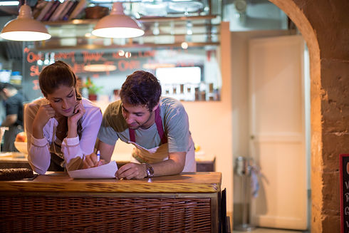 restaurant-owners-working-in-kitchen-2021-11-16-20-59-50-utc.jpg