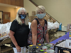 Helping Hands Food Pantry Volunteers Uls