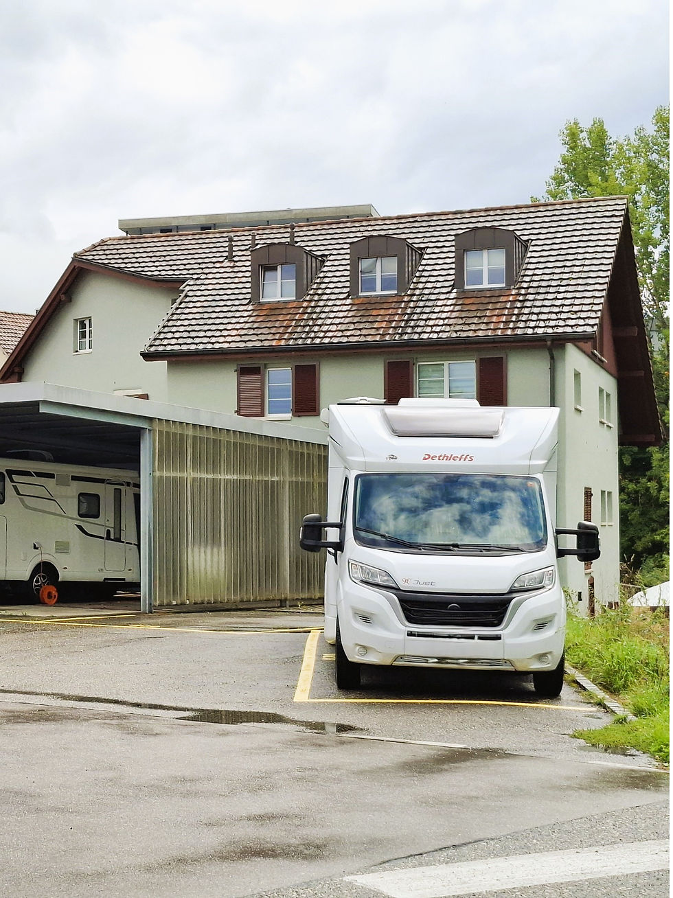 Stellplatz ungedeckt