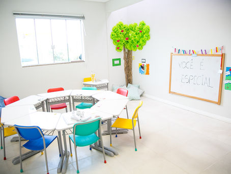 O que observar ao visitar uma escola pela primeira vez