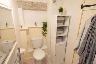 Ensuite bathroom for bedroom 2 in Cornish home.