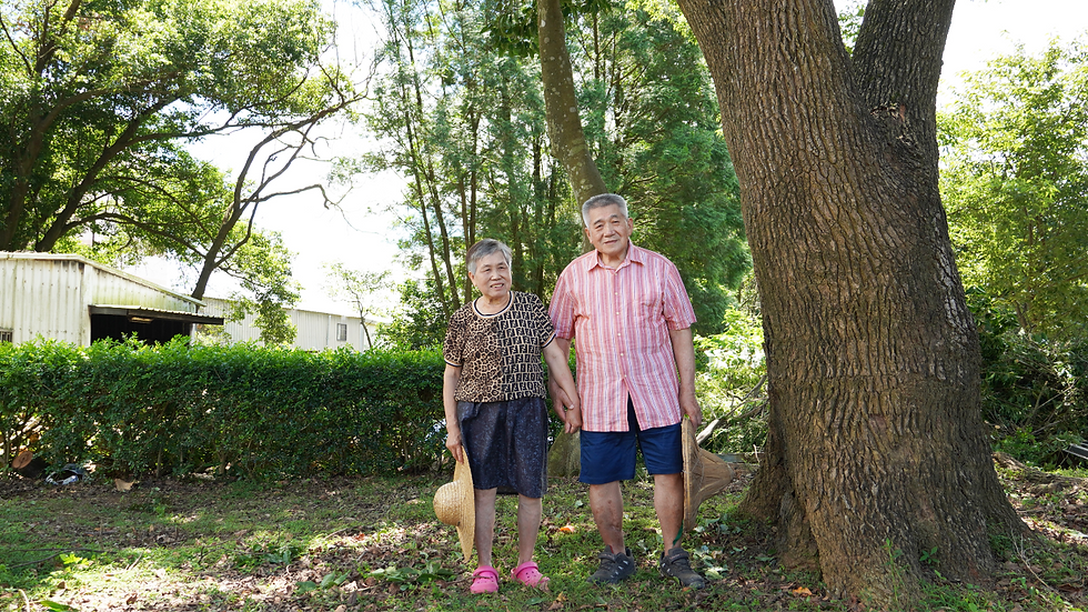 游振國與太太合照
