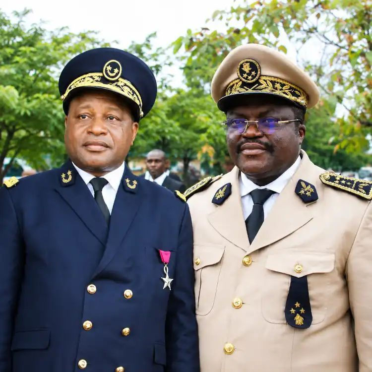 Le Gouverneur de la région du Littoral et le Préfet du Département du Wouri dans une guerre de tranchées